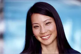 牛过章子怡，“睡过”小鲜肉，未婚生子，她竟是圈内最贵华人女星图片