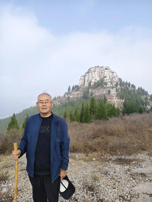 去博山盆泉张丹顶赏红叶