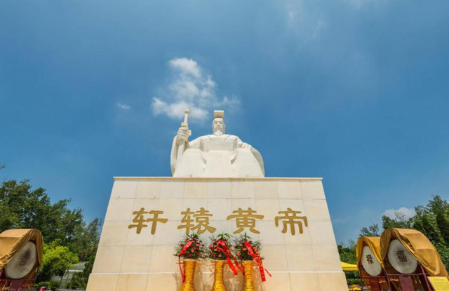 我国的龙脉上葬了三个人，一个不敢挖，一个不能动，一个挖不动