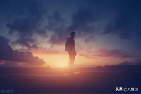 从饺子、王兴兴、梁文锋的成长经历，看年轻人实现逆袭的三条路径图片