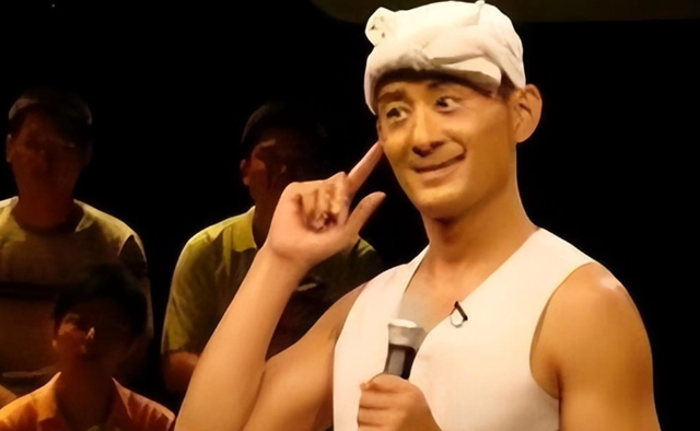 事实证明，“失踪”9年的歌手阿宝，早已走上了一条“不同的路”