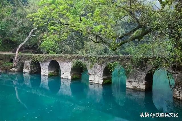 赏心悦目游荔波 文/铁五师王新明