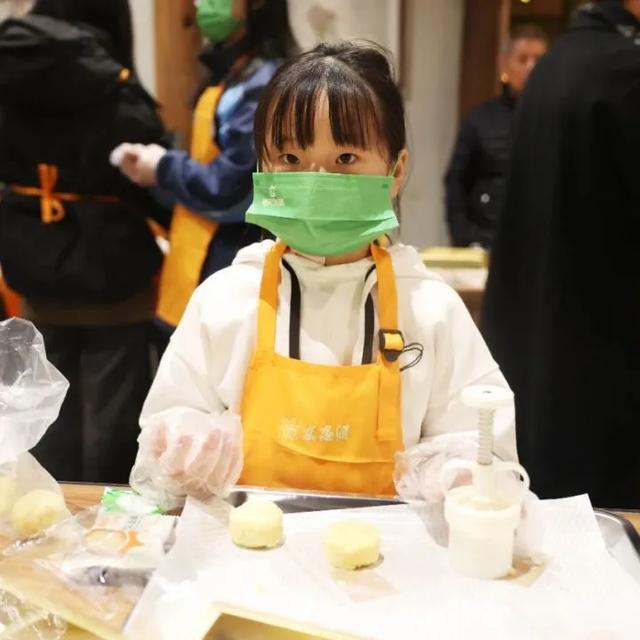 秋冬遛娃“药”新鲜!能吃能玩还能“养”,这条游玩路线一站式拿捏