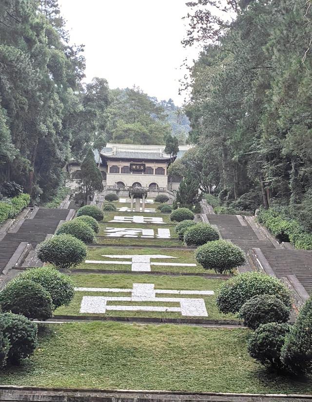湘粤赣之旅（八）：南岳衡山记