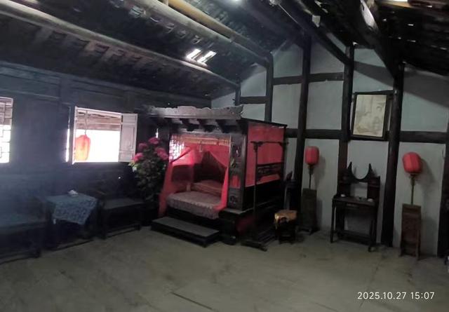 青木川古镇里的妓院