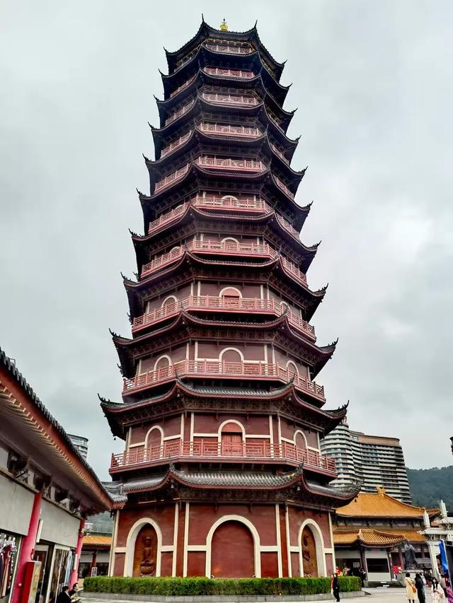 相约在湖州，相聚在梦萦——记原福空医院老战友2025年湖州行