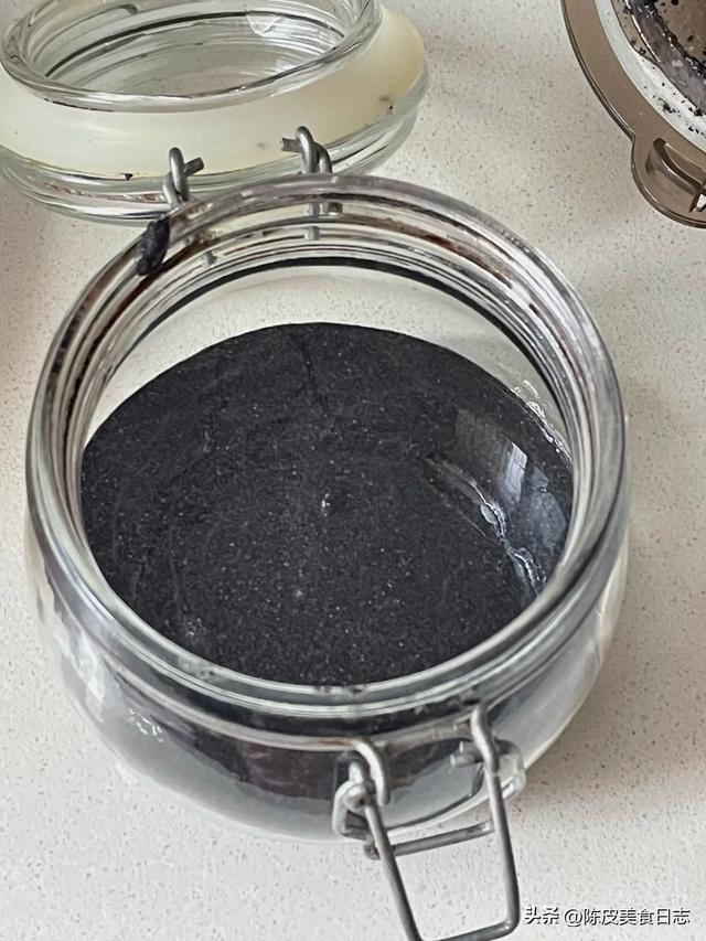 10分钟自制黑芝麻酱，无油无糖无盐，好吃还能养头发