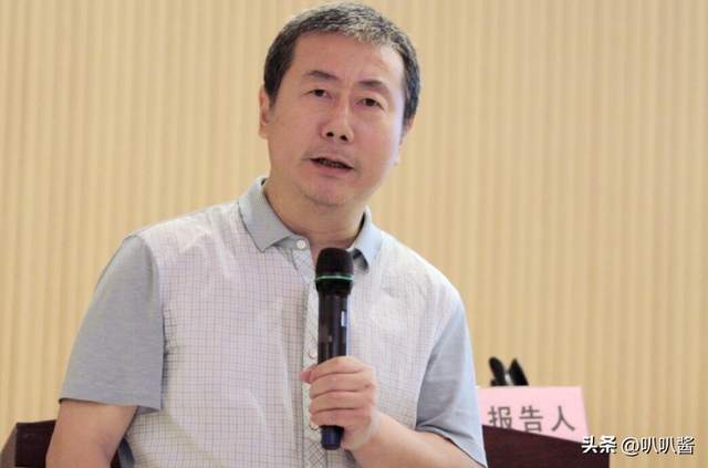 被逮捕的四位央视主持人，个个都沦落到阶下囚，最严重的出卖国家