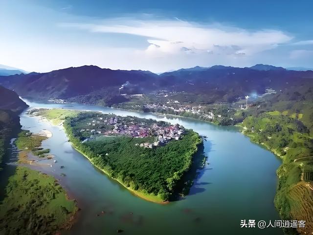 广西贵州边界藏了个“世界之最”县！知道的没几个，去了都傻眼！