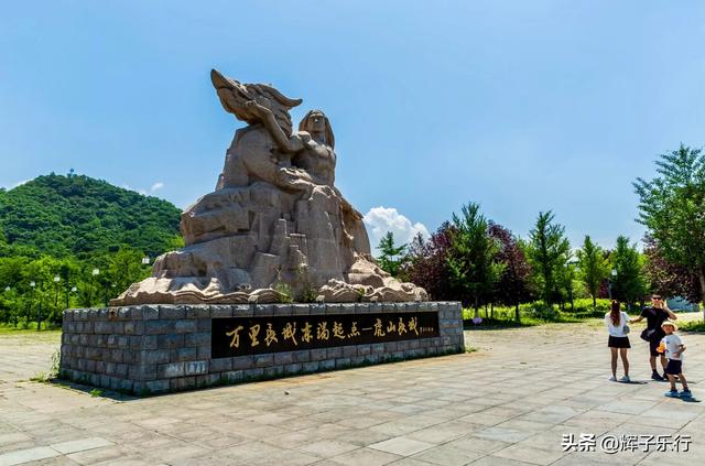 枯寂与荣华,辽宁丹东虎山长城的冬夏对话