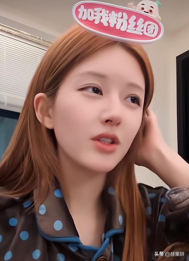 被央视怒批、洋相百出、腹中空空，这几位“绝望的文盲”凭啥能火