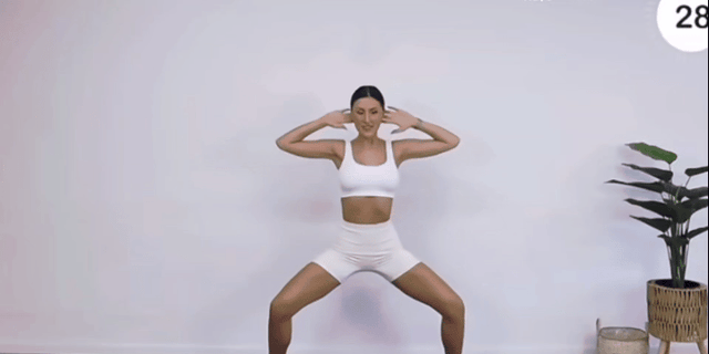 肚子肉多最怕“高抬腿	”，不跑不跳、刮去腰腹赘肉，练出平坦小腹