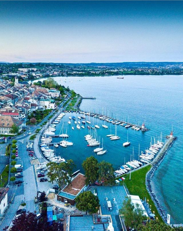 再访瑞士，世界丛林中目睹小国的生存之道