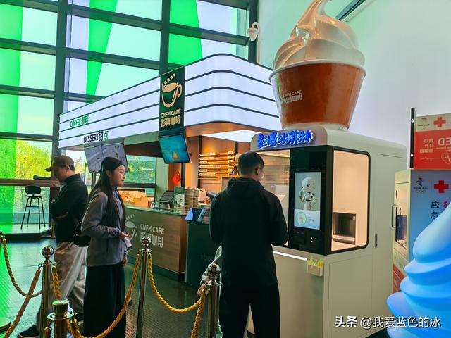 参观北京的中国电影博物馆，虽然距市区很远，但值得跑一趟