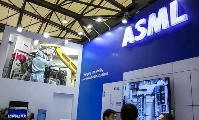 半导体龙头企业ASML在光刻机领域受挫，中国还要多久才能赶上？