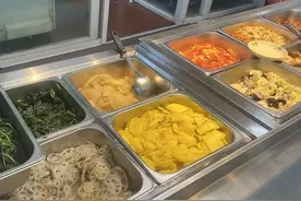 开胃消暑送“清凉” ，松江区九亭镇颐景园社区食堂出新品图片