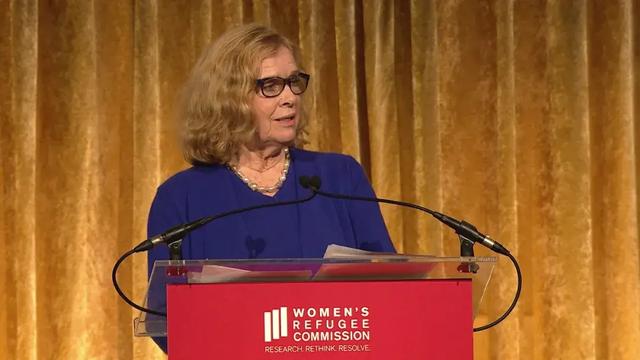 当世最棒的女演员，终于拿到这个奖