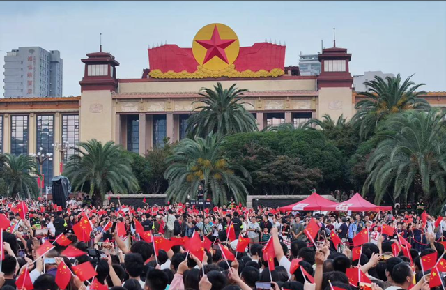 2025年南昌文旅杀疯了！十大名场面让全网狂刷“立刻出发”