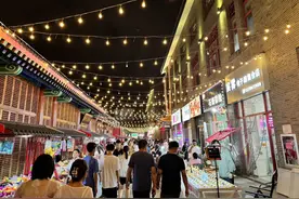 榆林：浓浓“烟火气” 点亮“夜经济”图片