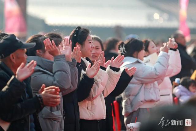 这场演出，精彩！