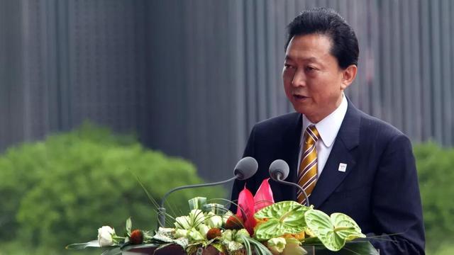 唯一出席阅兵的日本政要，回国后告诫所有人，当下只有一条路可走
