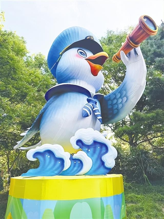 献爱心护古树 免门票逛灯会 “青岛之夏”艺术灯会邀请市民共赴浪漫璀璨的公益之约