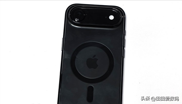 iPhone Air 评测：廉价买到的虚荣感