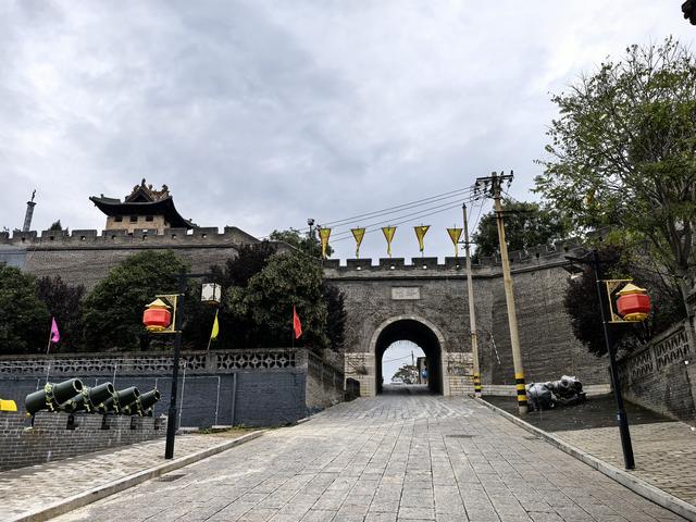 2025年稻城亚丁自驾之旅（8）绛州三楼