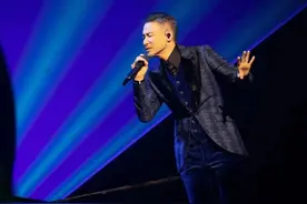 张学友演唱会向《繁花》致谢，耸肩动作信息量大，全程避谈王家卫图片