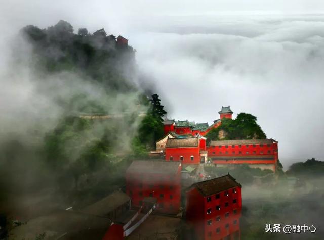 齐聚 “神武峡”辽宁省自驾游协会与全国自驾行业精英共绘发展蓝图