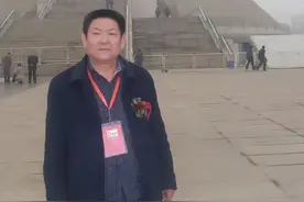 无证“神医”冒充专家十年，自创“抗癌神药”被捕，千人为他喊冤图片