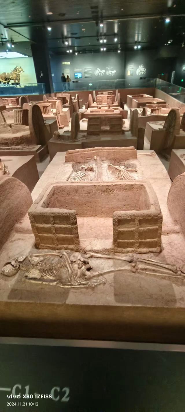 信史开端：洹水边的三千年凝视与诘问