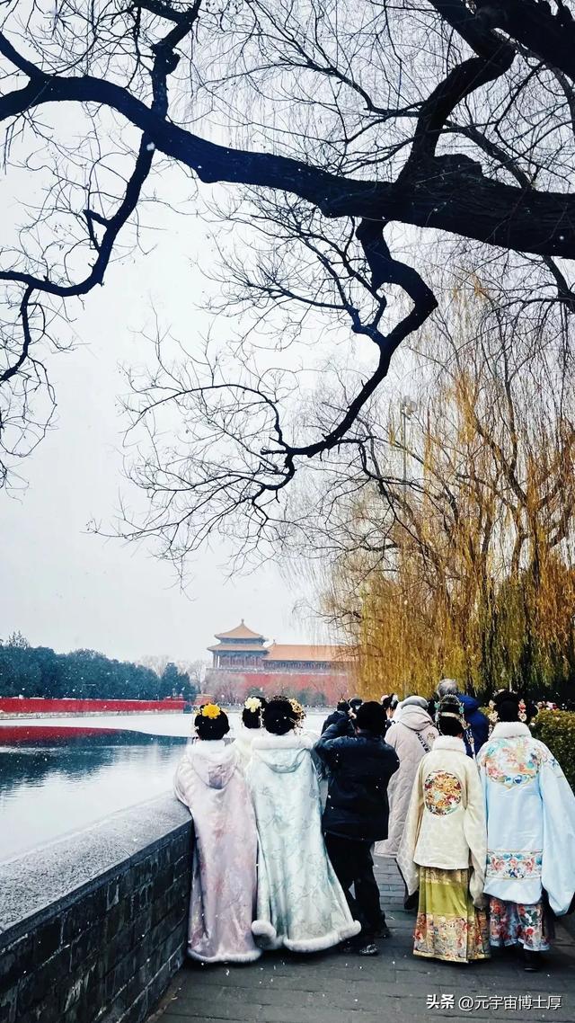 北京下雪后天寒地冻数九寒天大雪小雪冬至又一年注意保暖