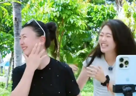 钱再多有什么用？闫学晶如今的现状，给所有53岁的女性提了个醒