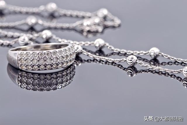 黄金涨疯了？但这个金属比它还夸张！背后是一场全球抢货大战？