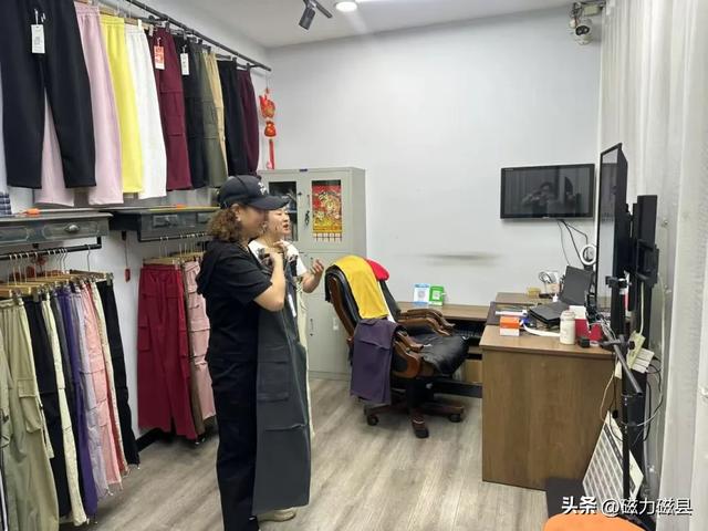活力磁县｜这个直播基地不一般！“一品一播”作引擎，激活县域经济发展新动能