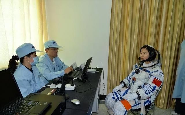 航天女侠刘洋：出征太空前夜丈夫撒下大谎人间蒸发，她却选择原谅