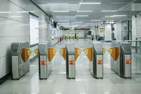 1部手机可实现6人同行刷码过闸！西安地铁乘车有新变化→图片