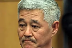 赵本山大女儿：15年过去了，当年带300万嫁普通人的她，怎么样了图片