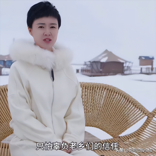 47岁贺娇龙去世！同学曝抢救过程，网友提醒成真，此前疑早有征兆