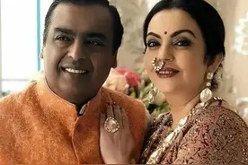 印度首富老婆和卡塔尔太后的包包，鳄鱼碰上她们真是倒霉了！图片