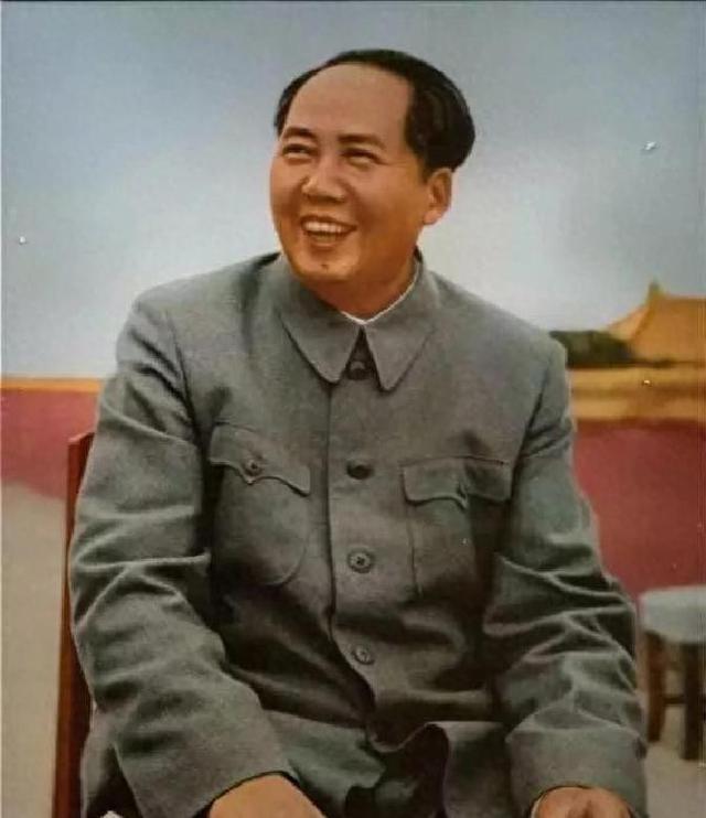 1958年毛主席视察南宁，知晓公安局长的名字后问：你这人正不正？