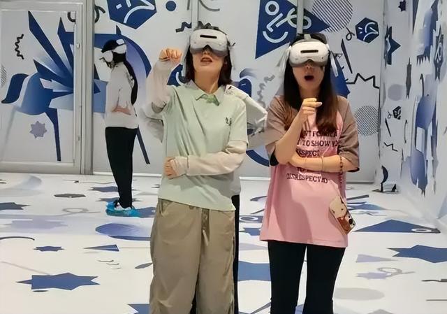 连云港连岛景区推出VR大空间行浸式体验项目《龙珠传说》