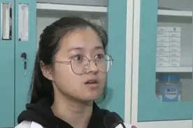 广州一小学倡议：一二年级学生书包不超过2.5公斤图片