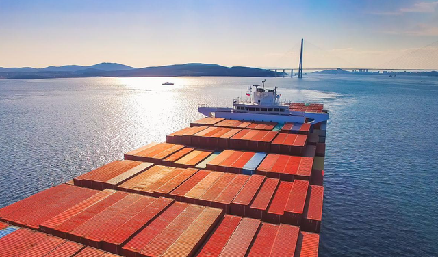 小马科斯陷入死局，关键时刻中方出手，为啥要给他递这个橄榄枝？