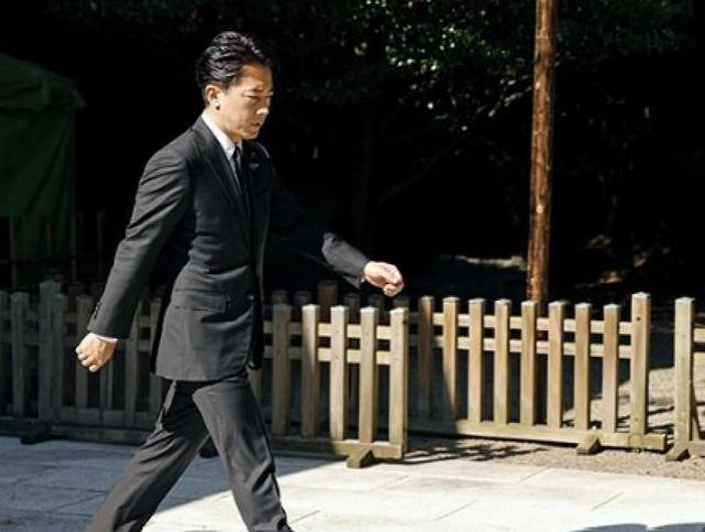 日本首相民调大涨！石破茂为何突然逆转政局？投降日当天，他在演讲中重提关键一词