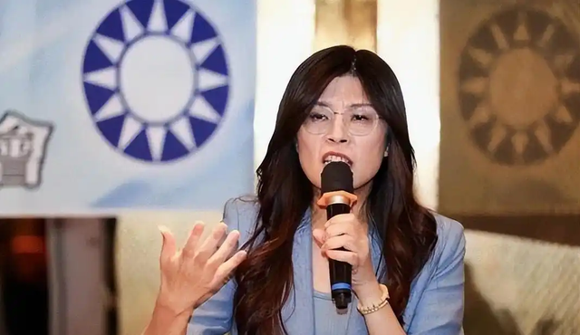 郑丽文不装了？国台办回应武统后，郑丽文宣称：绝不放弃武力保台