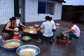 在农村生活也不容易啊，到处也是勾心斗角的图片