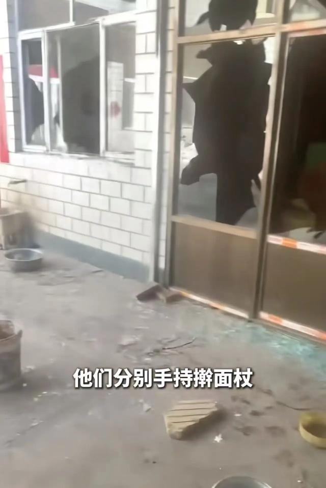 家庭冲突引发血䅁，正当防卫界限引发社会热议