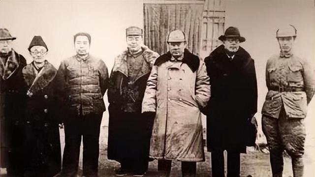 八宝山公墓中，受祭拜最多的是谁？81号墓安葬着谁？无名墓碑是谁
